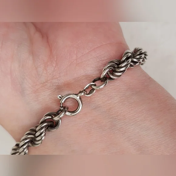 Italian Silver Rope Chain Bracelet - Picture 6 of 9